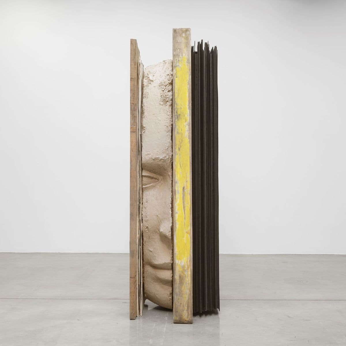 The Absence of Mark Manders